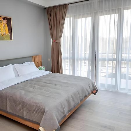 Hotel Tbilisi Mare Esterno foto