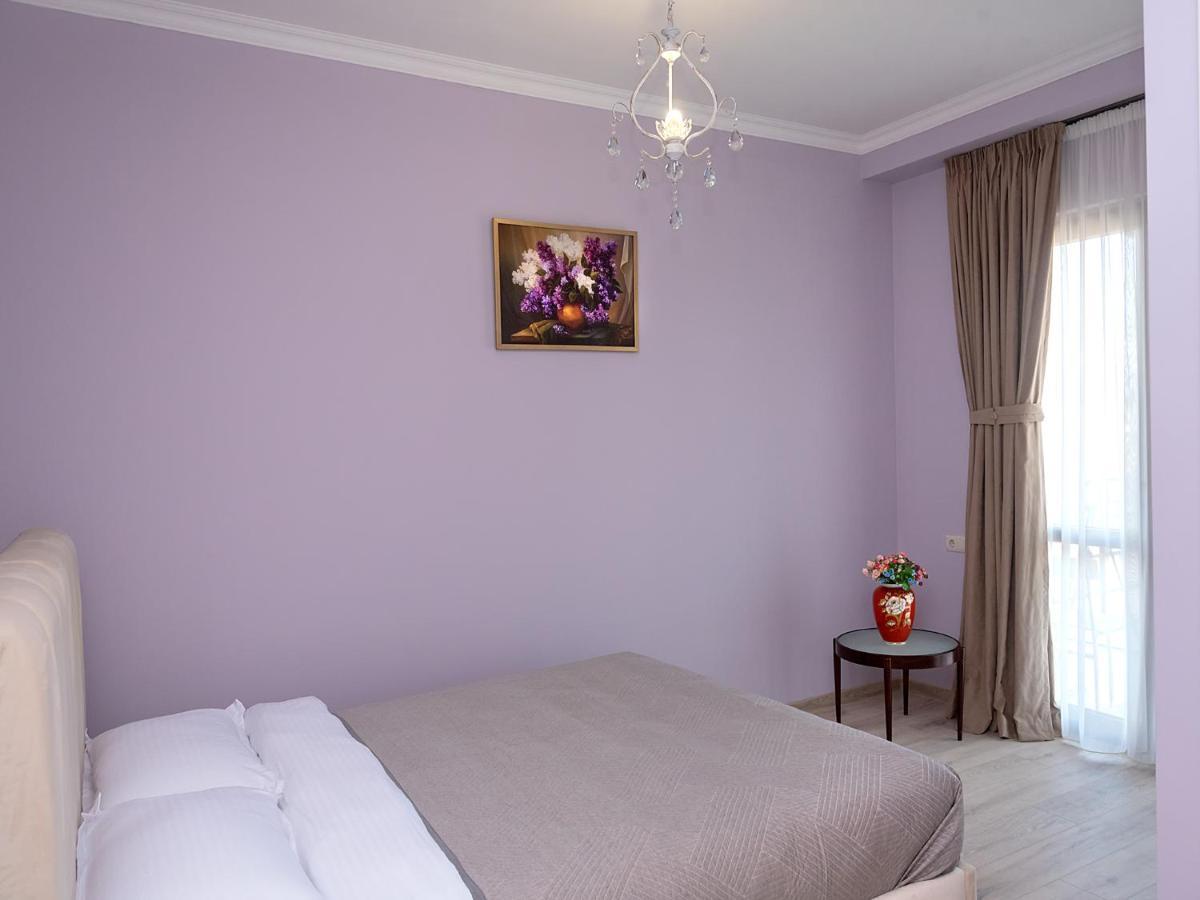 Hotel Tbilisi Mare Esterno foto