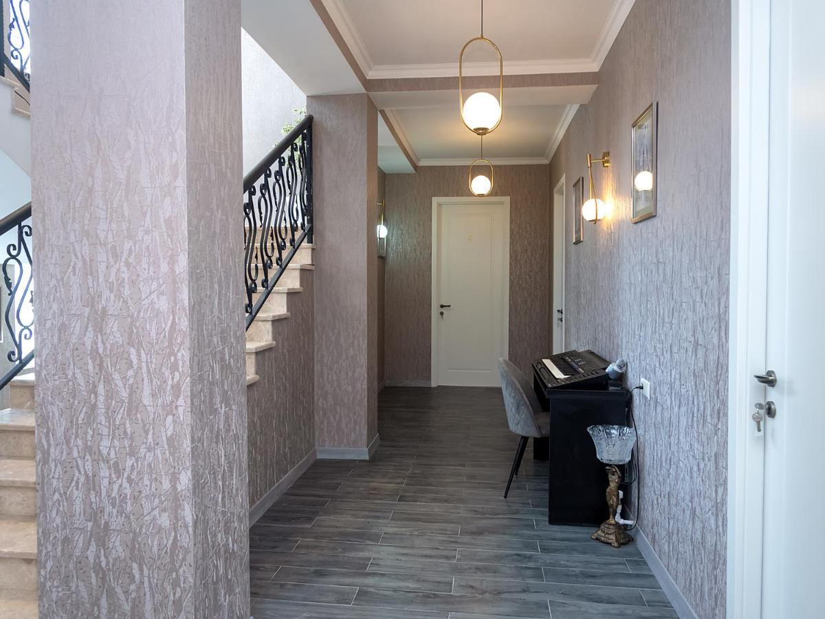 Hotel Tbilisi Mare Esterno foto
