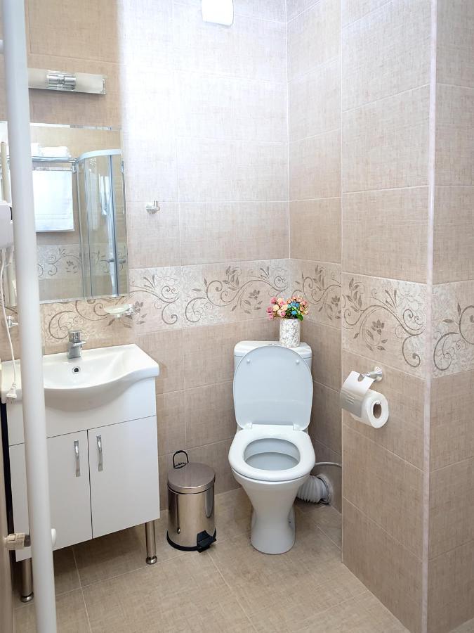 Hotel Tbilisi Mare Esterno foto