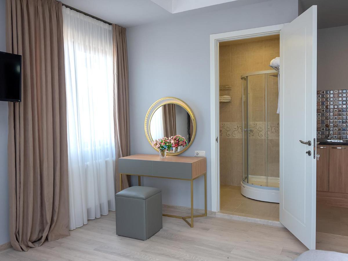 Hotel Tbilisi Mare Esterno foto